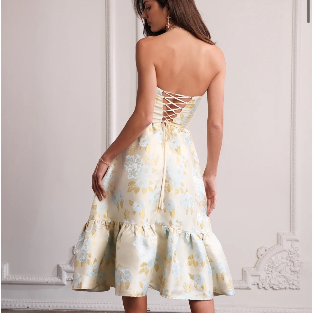 V Chapman - The Virginia Dress in Ice Cream Baroque Floral size 12